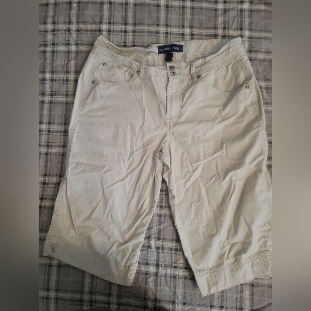 Men's Cream Shorts